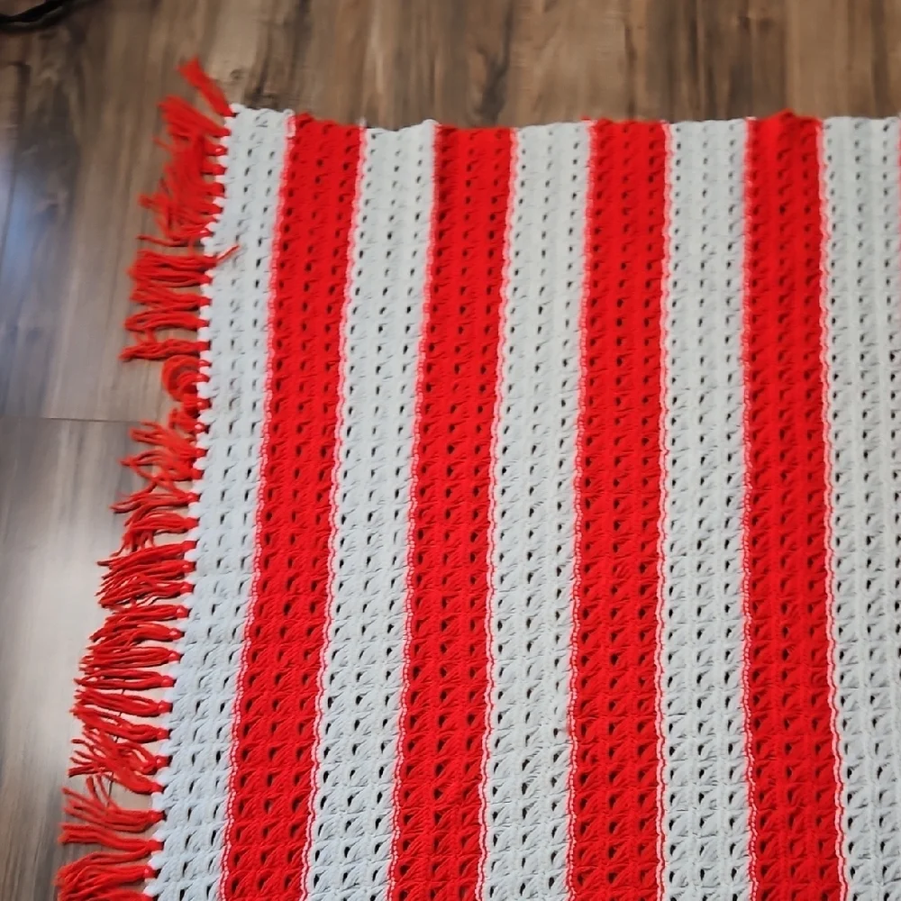 Crochet Handmade Red and White Knitted Throw Blanket